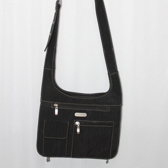 Baggallini Handbags - Baggallini Black Crinkle Nylon Crossbody Bag